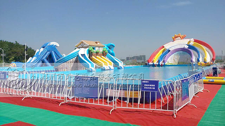 移動水上樂園