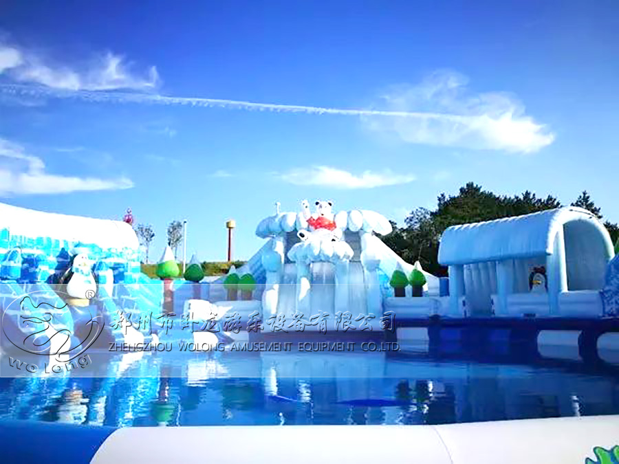 移動水上樂園