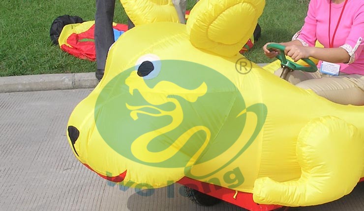大嘴兔寶寶充氣電瓶車
