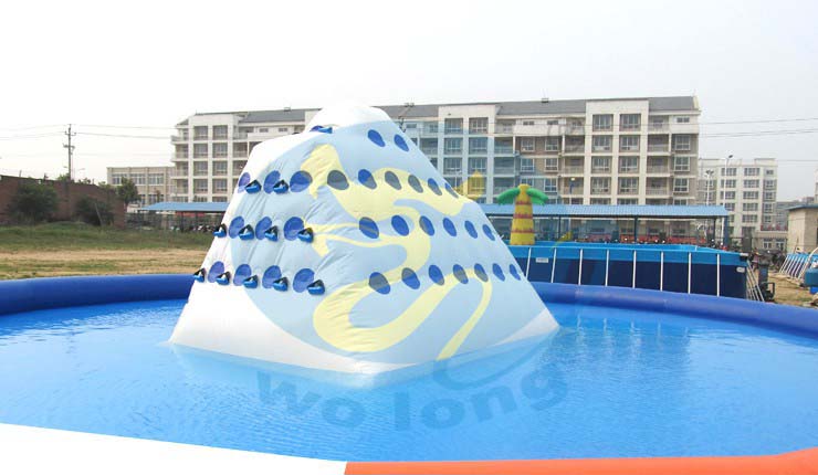 水上充氣冰山