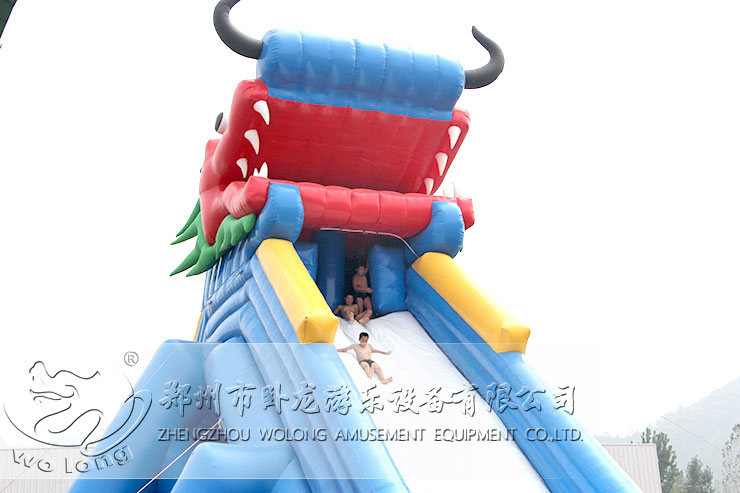 龍頭大滑梯
